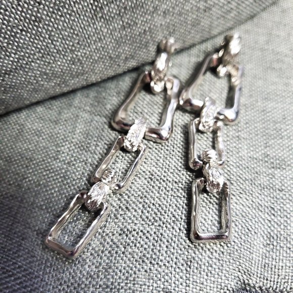 Dangle Earrings - Picture 2 of 5